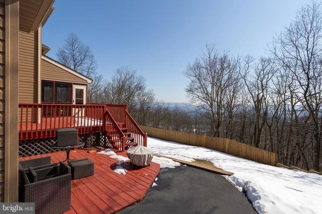 337 CLICKO LN, East Stroudsburg, PA 18301