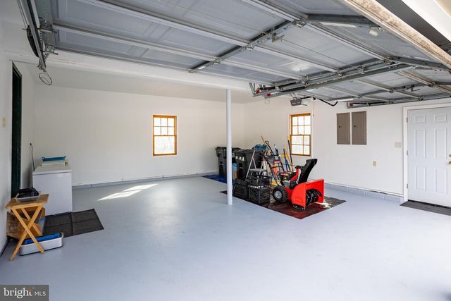 337 CLICKO LN, East Stroudsburg, PA 18301