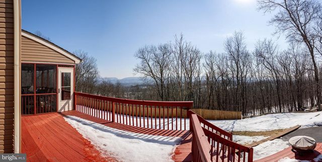 337 CLICKO LN, East Stroudsburg, PA 18301