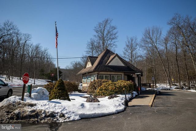 337 CLICKO LN, East Stroudsburg, PA 18301