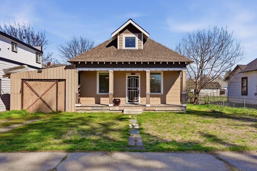 1314 W Cleveland Ave, Spokane, WA 99205