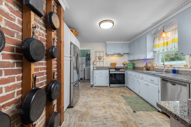 3564 Smithville Hwy, Mcminnville, TN 37110