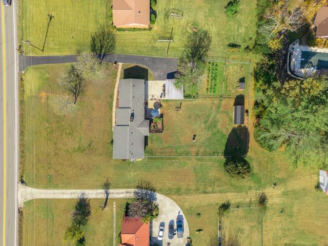 3564 Smithville Hwy, Mcminnville, TN 37110