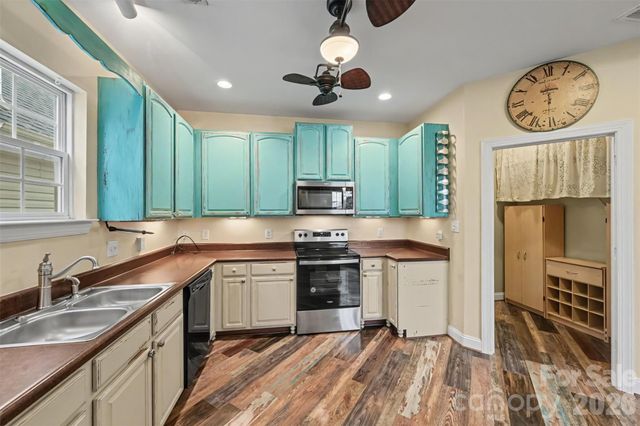 9645 Storybook Avenue NW, Concord, NC 28027