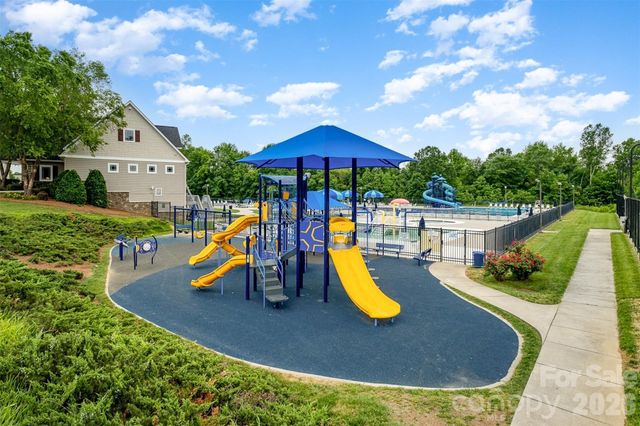 9645 Storybook Avenue NW, Concord, NC 28027