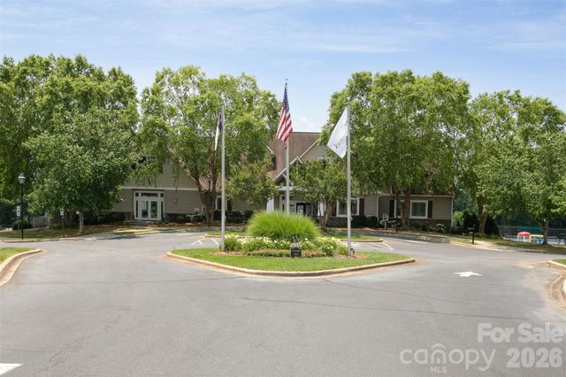 9645 Storybook Avenue NW, Concord, NC 28027