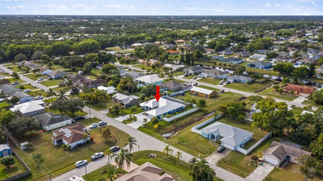 2502 SE Lakewood Street, Port St Lucie, FL 34952