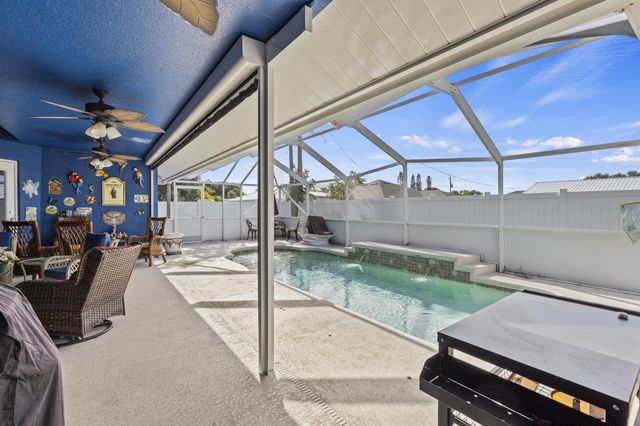 2502 SE Lakewood Street, Port St Lucie, FL 34952