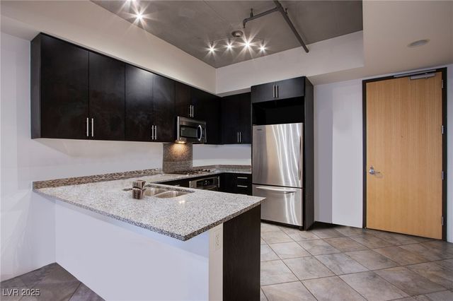 353 East Bonneville Avenue 471, Las Vegas, NV 89101