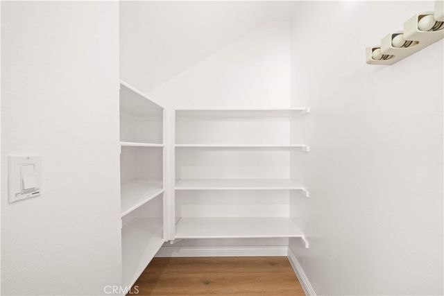 6673 Eucalyptus Ave, Chino, CA 91710