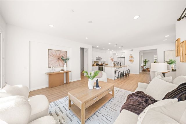 6673 Eucalyptus Ave, Chino, CA 91710