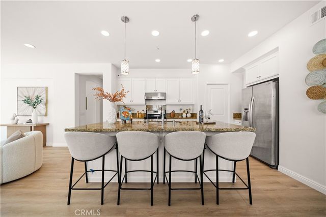 6673 Eucalyptus Ave, Chino, CA 91710