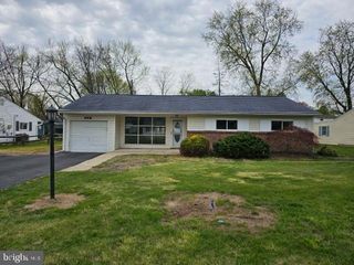 970 ROZEL AVE, Southampton, PA 18966