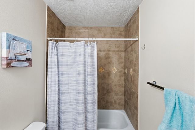 1136 Pinon Court SE, Los Lunas, NM 87031
