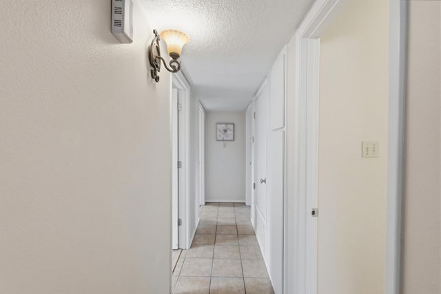 1136 Pinon Court SE, Los Lunas, NM 87031