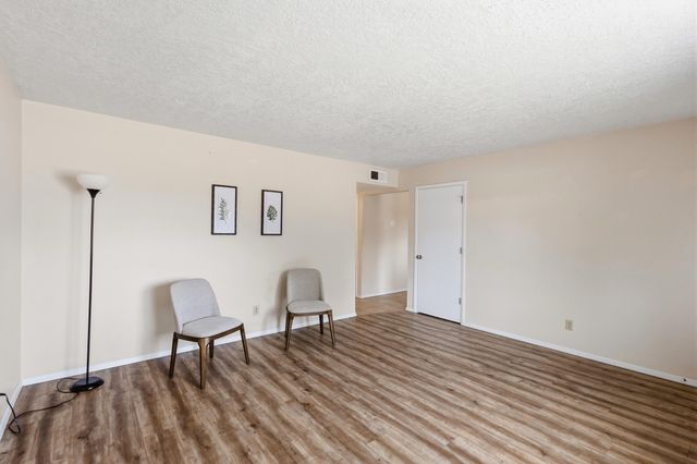 1136 Pinon Court SE, Los Lunas, NM 87031