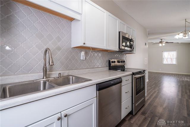 227 Rawson Drive, New Carlisle, OH 45344