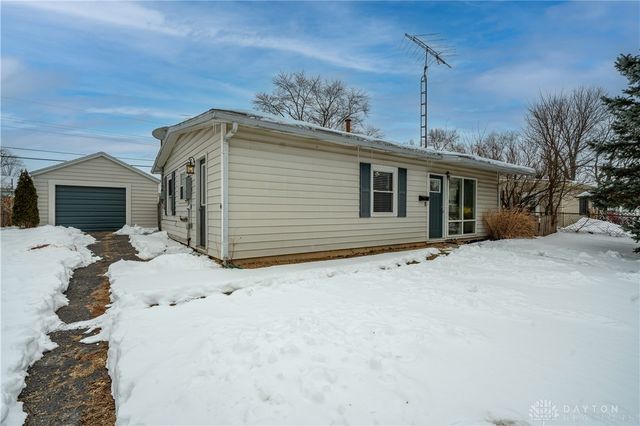 227 Rawson Drive, New Carlisle, OH 45344