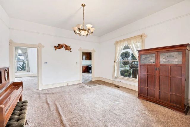 306 W 6th Street, Perris, CA 92570