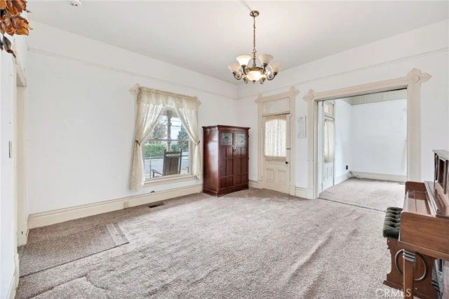 306 W 6th Street, Perris, CA 92570