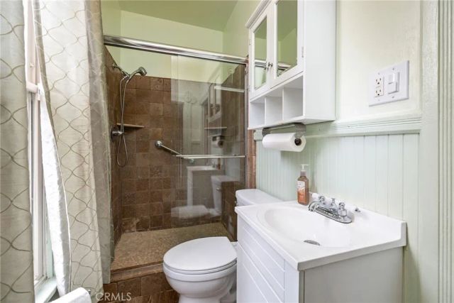 306 W 6th Street, Perris, CA 92570