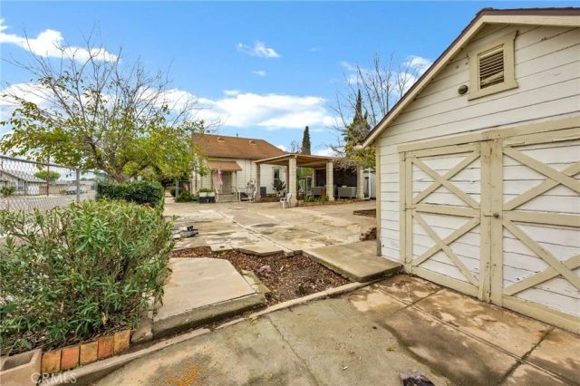 306 W 6th Street, Perris, CA 92570