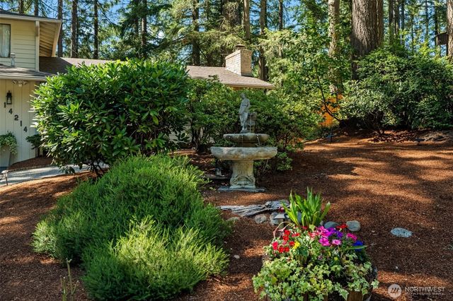 14214 56th Avenue NW, Gig Harbor, WA 98332