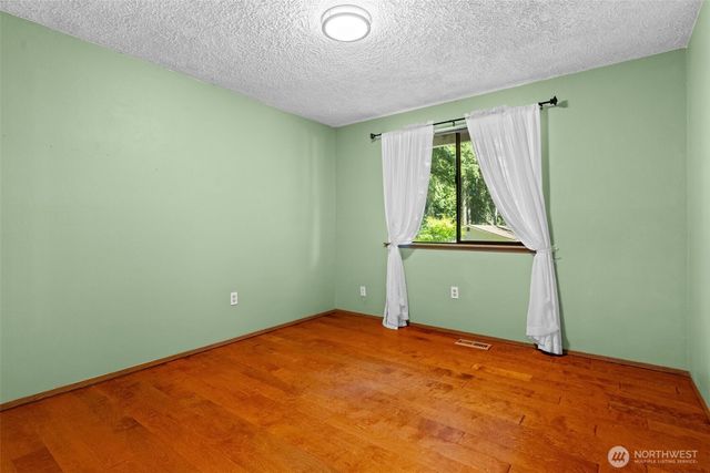14214 56th Avenue NW, Gig Harbor, WA 98332