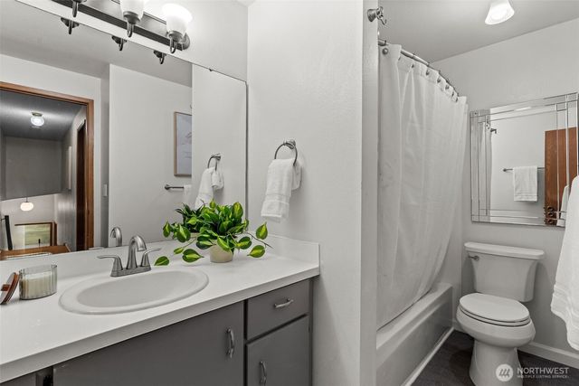 14214 56th Avenue NW, Gig Harbor, WA 98332