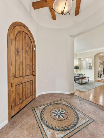 111 Hebron Cir, Sacramento, CA 95835