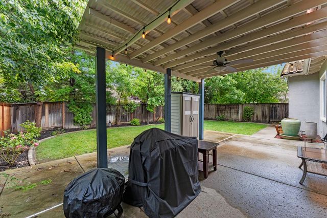 111 Hebron Cir, Sacramento, CA 95835