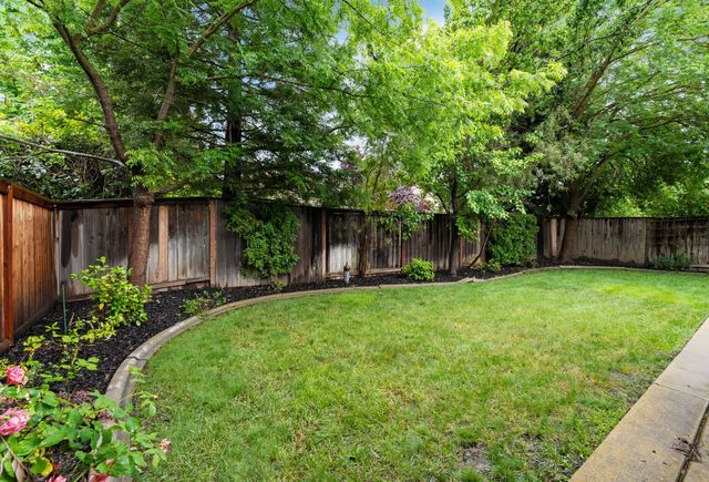 111 Hebron Cir, Sacramento, CA 95835