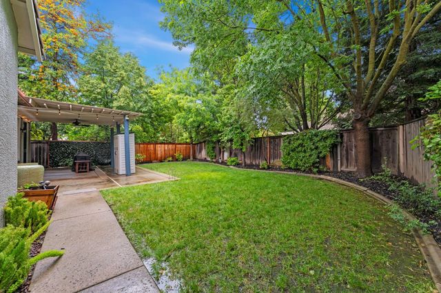 111 Hebron Cir, Sacramento, CA 95835