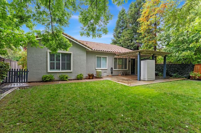 111 Hebron Cir, Sacramento, CA 95835