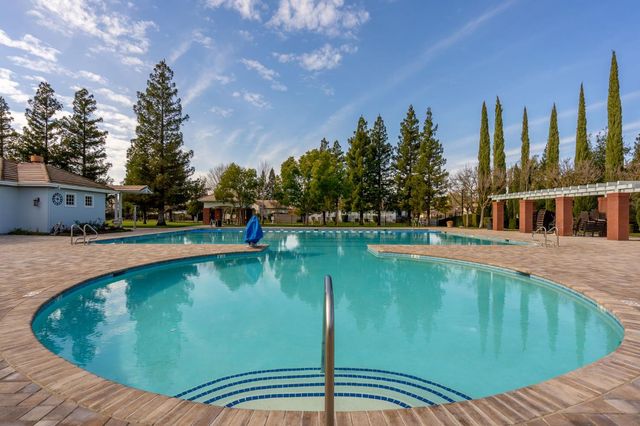 111 Hebron Cir, Sacramento, CA 95835