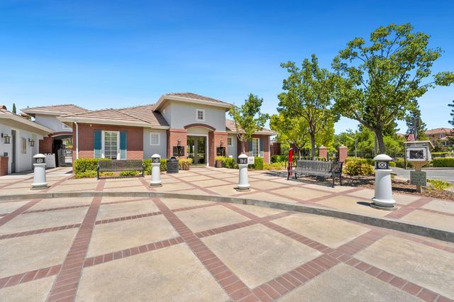 111 Hebron Cir, Sacramento, CA 95835