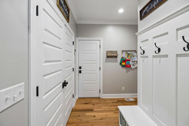 7279 Will Drive, Harrison, TN 37341