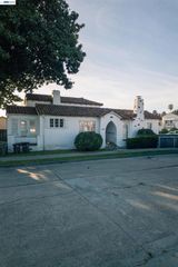 5685 Carberry Ave, Oakland, CA 94609