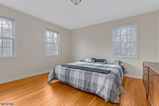 56 Countrywood Dr, Hanover Twp., NJ 07950