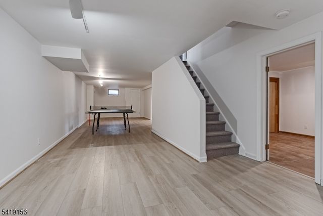 56 Countrywood Dr, Hanover Twp., NJ 07950