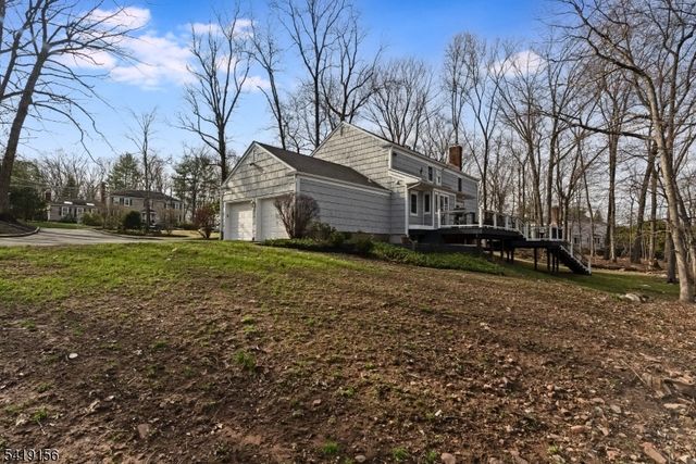 56 Countrywood Dr, Hanover Twp., NJ 07950