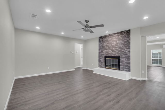 12904 Rosser Road, Farmers Branch, TX 75244