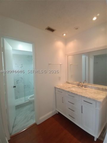 6533 NW 170th Ln 6533, Hialeah, FL 33015