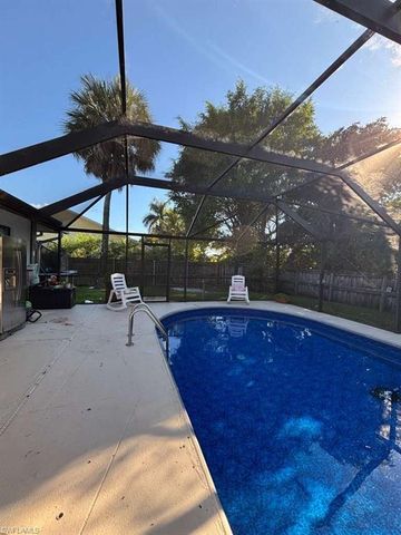 1715 50th TER SW, Naples, FL 34116