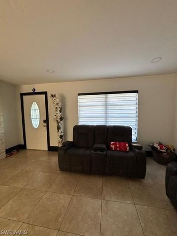 1715 50th TER SW, Naples, FL 34116