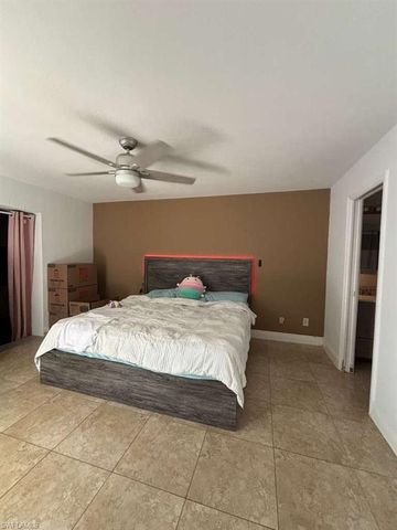 1715 50th TER SW, Naples, FL 34116