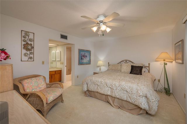 8203 VILLAGE DRIVE H-23, Lake Wales, FL 33898