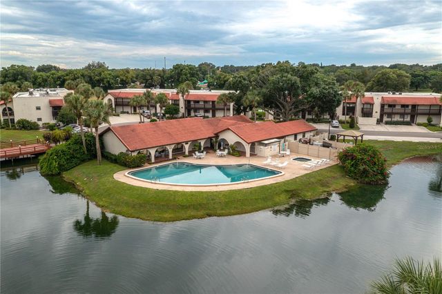 8203 VILLAGE DRIVE H-23, Lake Wales, FL 33898