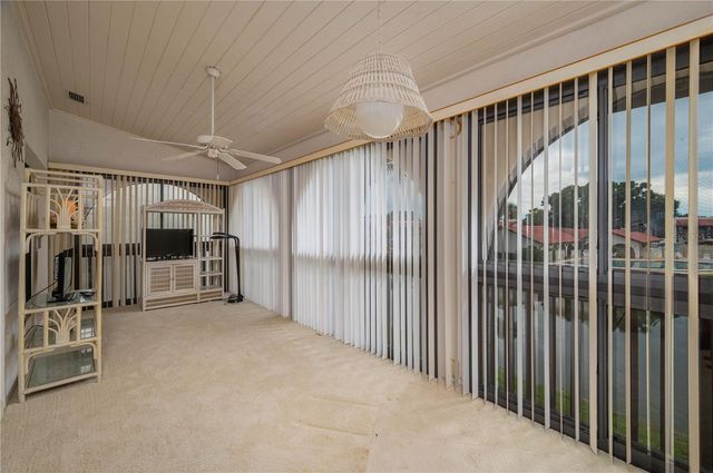 8203 VILLAGE DRIVE H-23, Lake Wales, FL 33898
