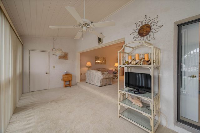 8203 VILLAGE DRIVE H-23, Lake Wales, FL 33898